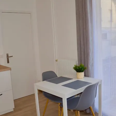 Comfort And Modernity In The Heart Of 4 Appartement
