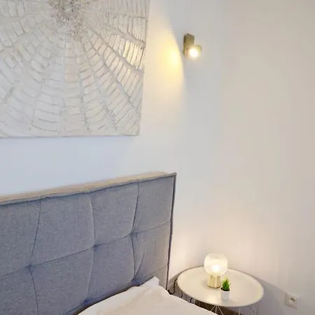 Comfort And Modernity In The Heart Of 4 Appartement Tours